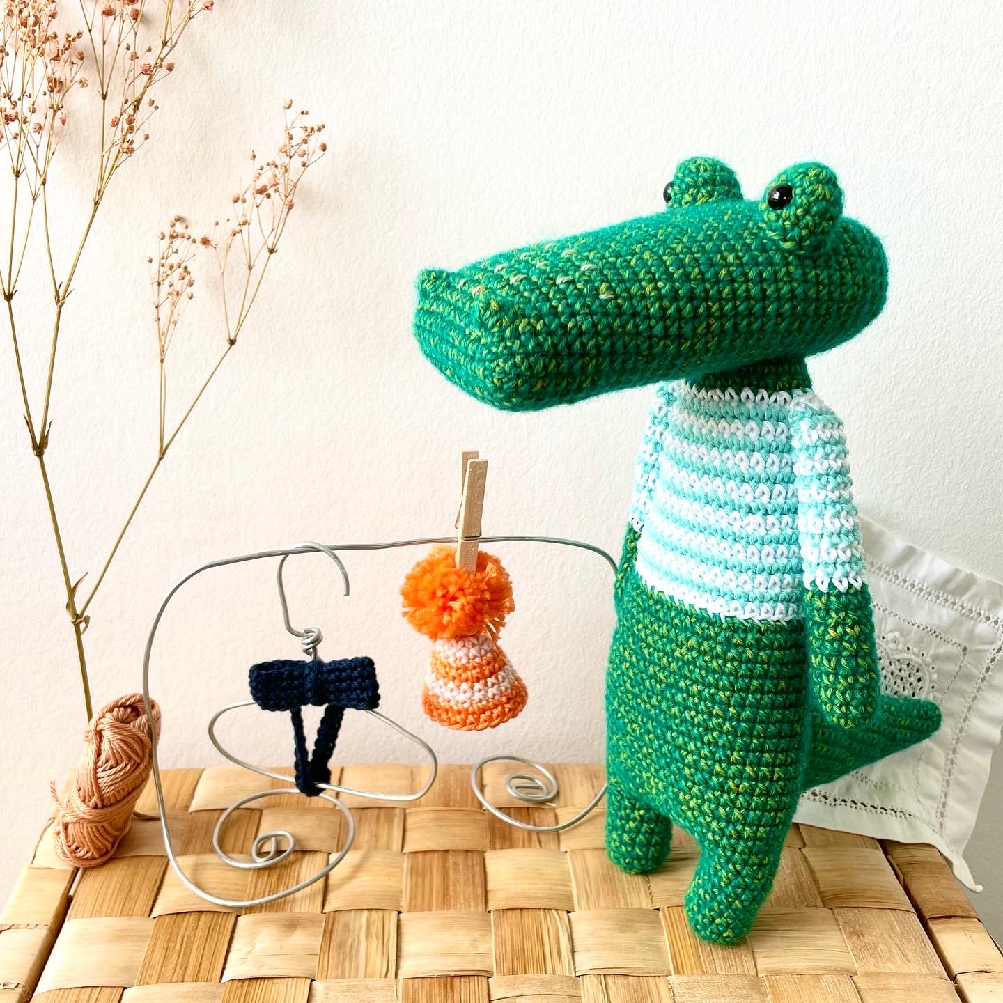 Modèle Gratuit Crocodile Au Crochet Peluche au crochet – René le cayman super marrant